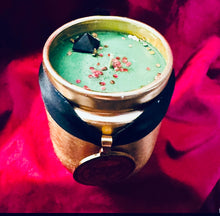 Load image into Gallery viewer, Bune money candle